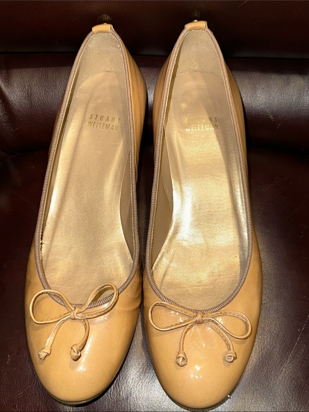 Stuart Weitzman Nude Patent Leather Kitten Heels